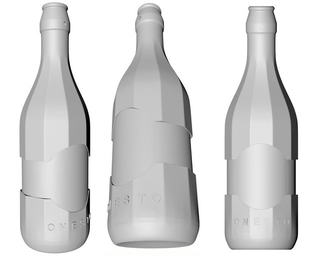La bottiglia come dovrebbe essere nella fase finale, ci sono da correggere i bordi che risultano troppo dritti.