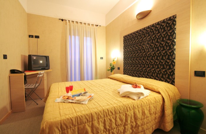 hotel 800.jpg
