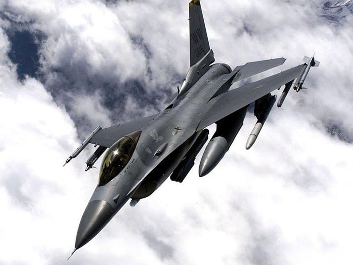 Fighter_jet.jpg