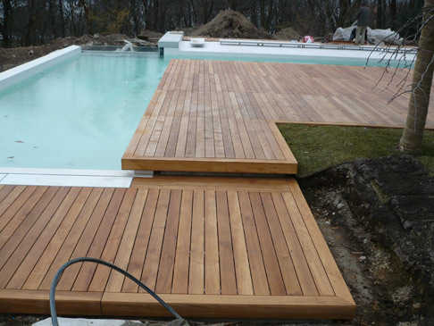 parquet-bordo-piscina-varese.jpg
