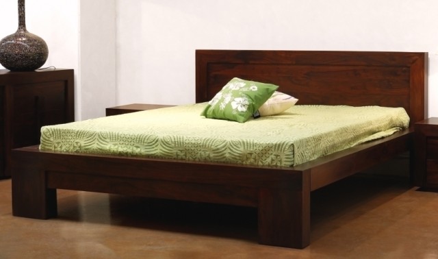 LETTO_ETNICO_LEGNO_MASSELLO.jpg