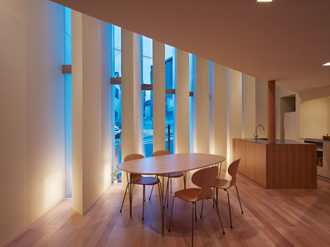 dezeen_House-in-Muko-by-Fujiwara-Muro-Architects_7.jpg