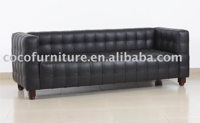 Kubus_Josef_Hoffmann_Sofa.jpg