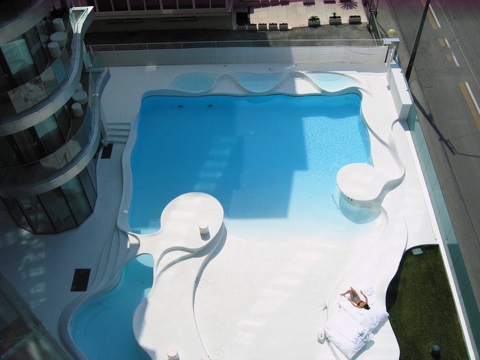 piscina_h.jpg