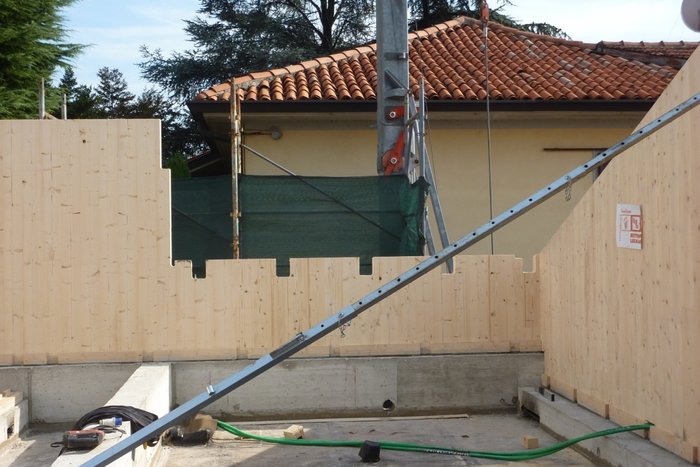 particolare parete.JPG