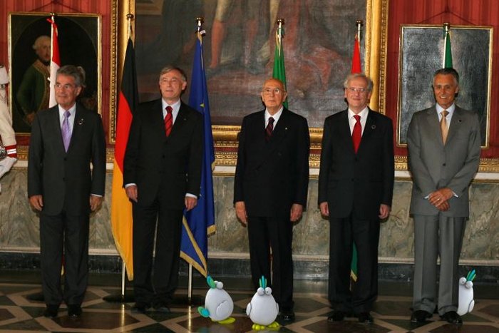 napollitaner.jpg (59.69 KiB) Visto 1231 volte napollitaner.jpg