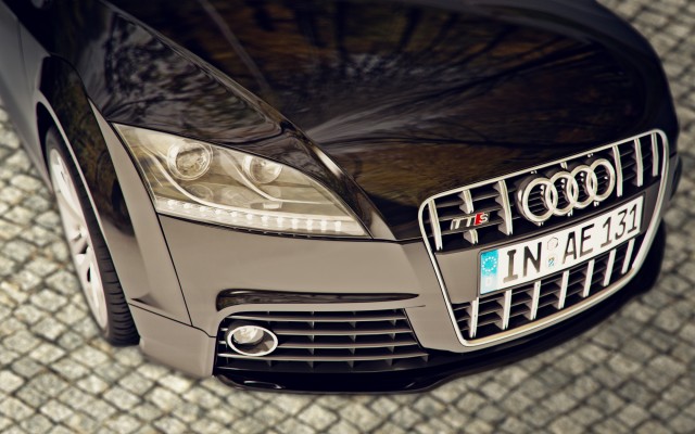Audi TT front.jpg