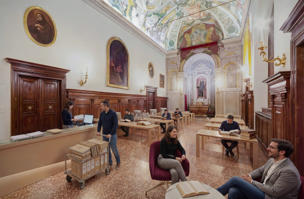 Restauro della chiesa con trasformazione in archivio